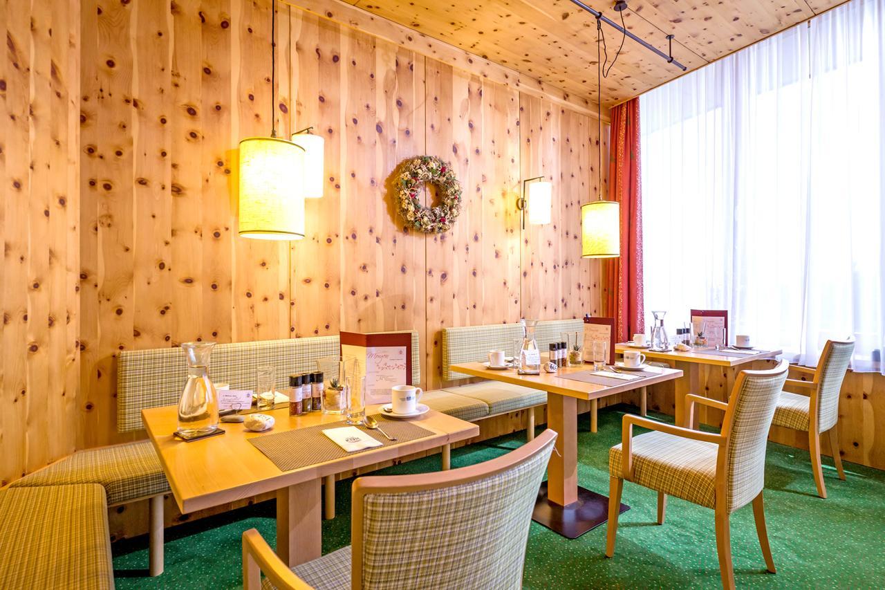 Vivea Gesundheitshotel Bad Goisern Exterior foto